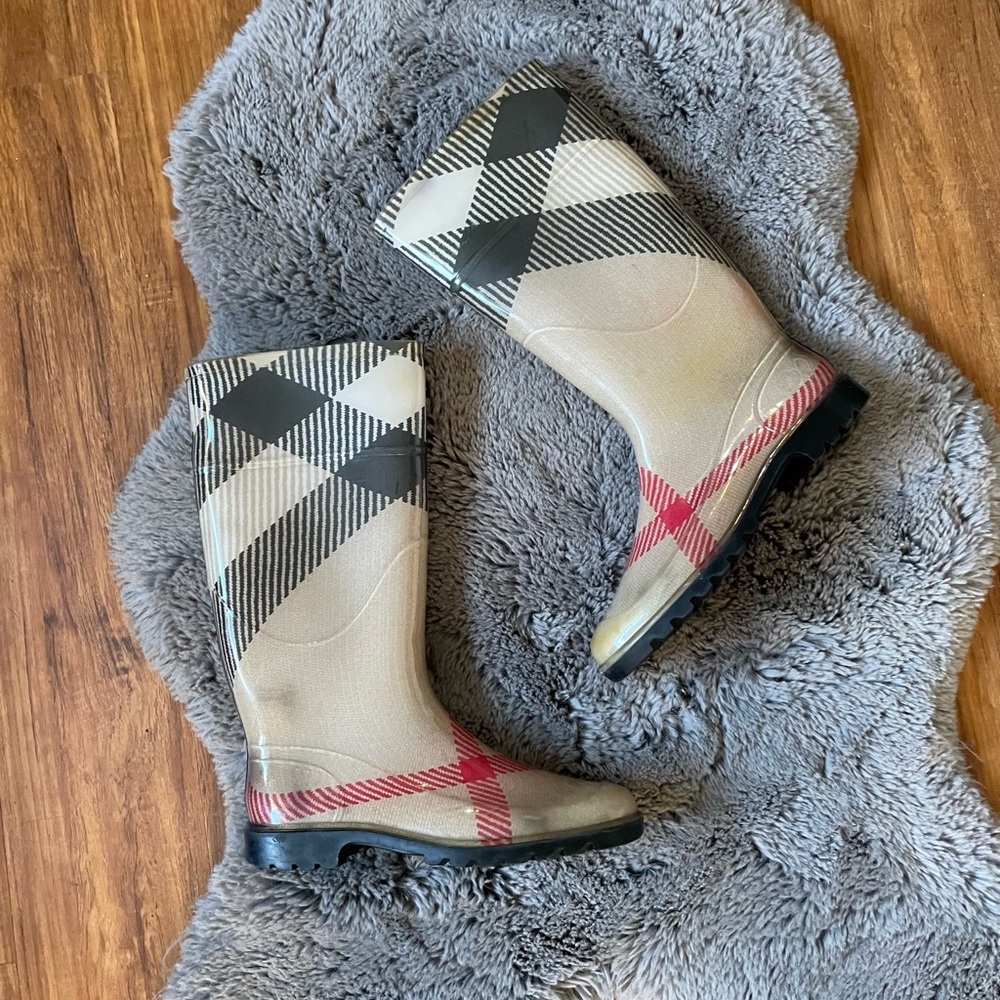 Burberry Rain Boots Size 38